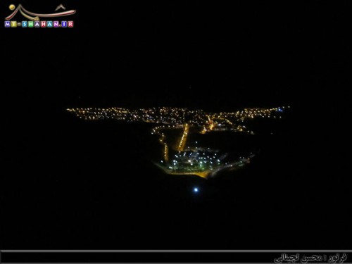 نمای پارک سراب و شهر فریدونشهر در شب